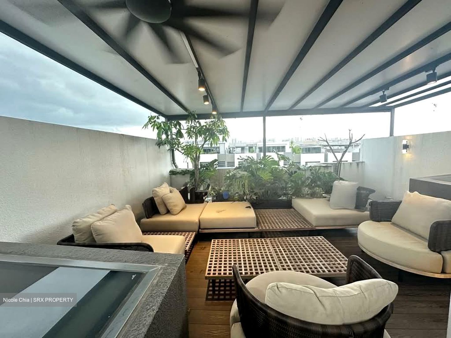 Luxus Hills (ph 7) (D28), Terrace #556849181
